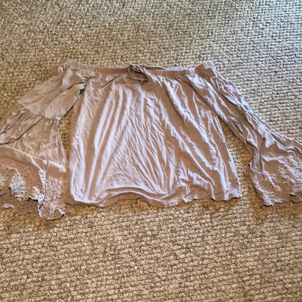 american eagle off the shoulder top